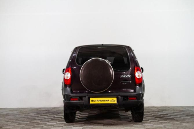 Chevrolet Niva I Рестайлинг с пробегом 2020 года, цена 769 000 рублей, 170000 км, внедорожник, Автокод Объявления