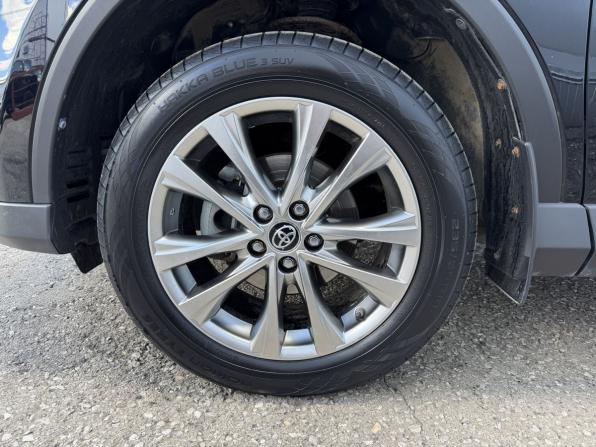 Toyota RAV4 IV (XA40) Рестайлинг с пробегом 2017 года, цена 2 550 000 рублей, 108928 км, внедорожник, Автокод Объявления