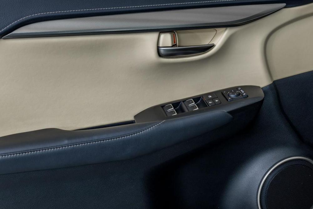 Lexus NX I Рестайлинг Казань  - изображение 12