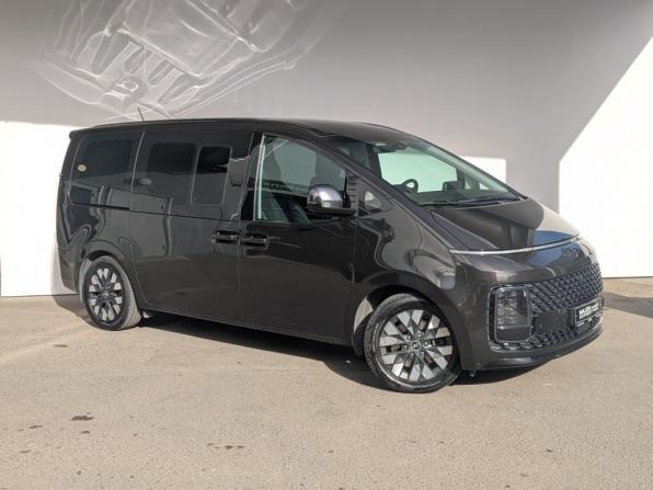 Hyundai Staria I с пробегом 2023 года, цена 4 850 000 рублей, 48774 км, минивэн, Автокод Объявления