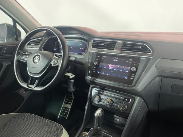 Volkswagen Tiguan II с пробегом 2019 года, цена 2 032 000 рублей, 201288 км, внедорожник, Автокод Объявления