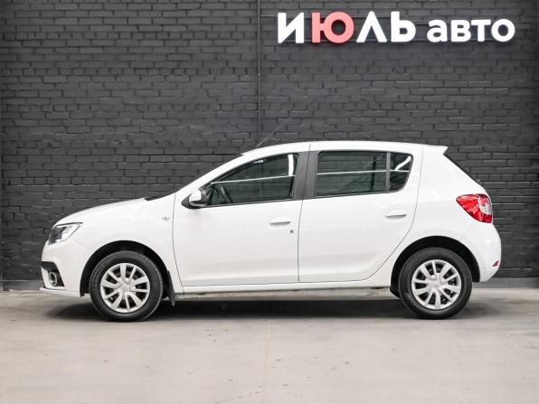 Renault Sandero II Рестайлинг с пробегом 2019 года, цена 1 190 000 рублей, 96096 км, хэтчбек, Автокод Объявления