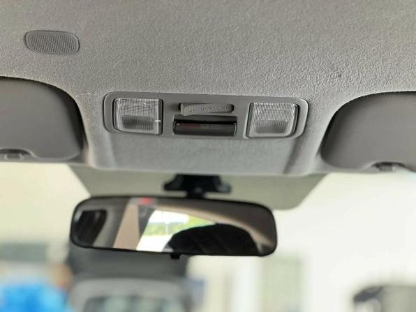 Hyundai Solaris II с пробегом 2018 года, цена 1 395 000 рублей, 106494 км, седан, Автокод Объявления