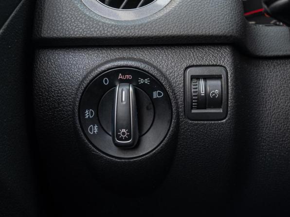 Volkswagen Tiguan I Рестайлинг с пробегом 2011 года, цена 1 395 000 рублей, 244216 км, внедорожник, Автокод Объявления