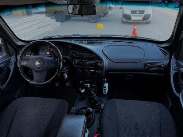 Chevrolet Niva I Рестайлинг с пробегом 2013 года, цена 359 000 рублей, 171157 км, внедорожник, Автокод Объявления