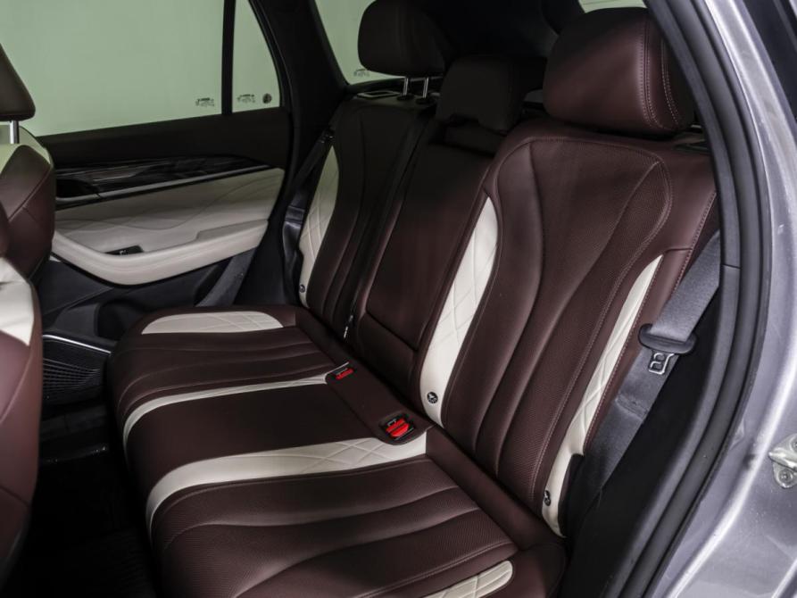 Geely Monjaro I Москва  - изображение 14