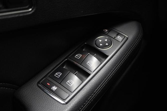 Mercedes-Benz E-Класс IV (W212 S212 C207) Рестайлинг с пробегом 2014 года, цена 1 769 000 рублей, 165366 км, седан, Автокод Объявления