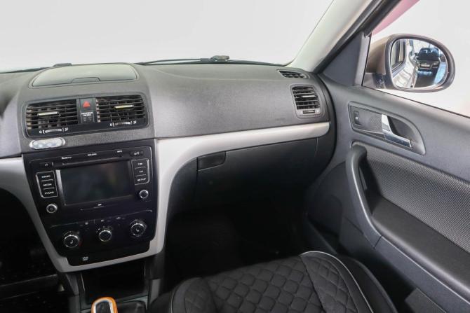 Skoda Yeti I с пробегом 2012 года, цена 699 000 рублей, 200000 км, внедорожник, Автокод Объявления