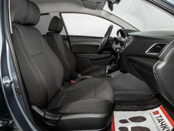 Hyundai Solaris II с пробегом 2018 года, цена 1 235 500 рублей, 120874 км, седан, Автокод Объявления