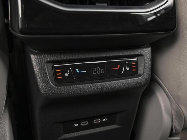 Volkswagen ID.6 с пробегом 2022 года, цена 4 079 000 рублей, 20872 км, внедорожник, Автокод Объявления