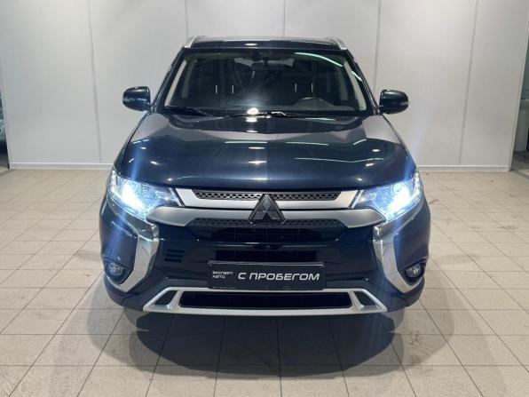 Mitsubishi Outlander III Рестайлинг 3 с пробегом 2020 года, цена 2 490 000 рублей, 116000 км, внедорожник, Автокод Объявления