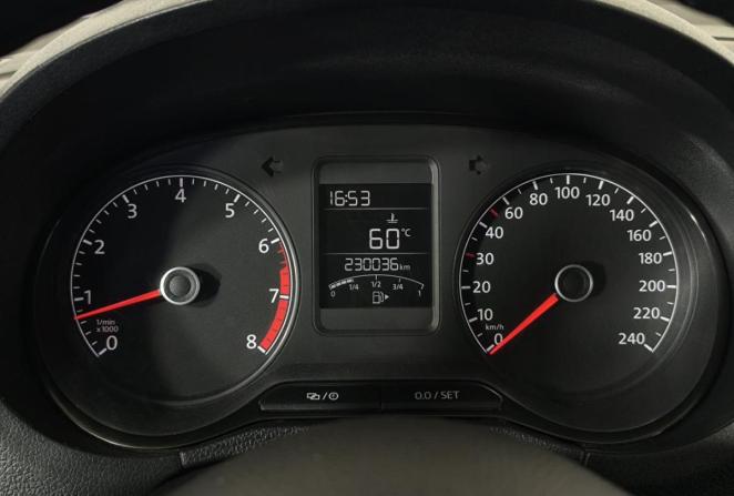 Volkswagen Polo V Рестайлинг с пробегом 2015 года, цена 680 000 рублей, 230036 км, седан, Автокод Объявления