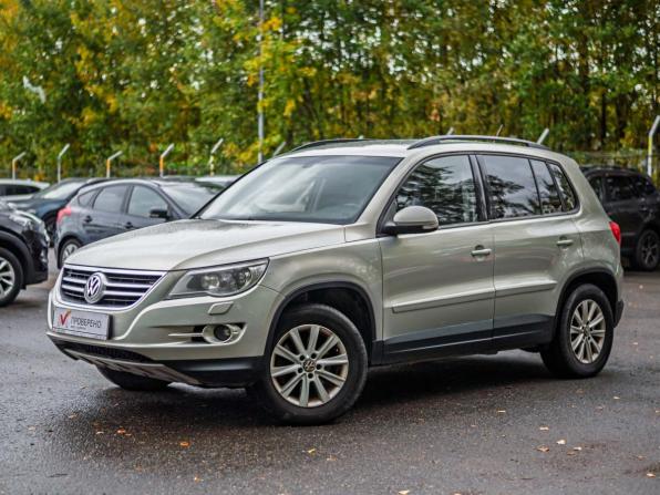 Volkswagen Tiguan I Рестайлинг с пробегом 2011 года, цена 915 000 рублей, 199801 км, внедорожник, Автокод Объявления