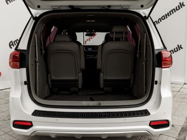 Kia Carnival III с пробегом 2018 года, цена 2 670 000 рублей, 124653 км, минивэн, Автокод Объявления