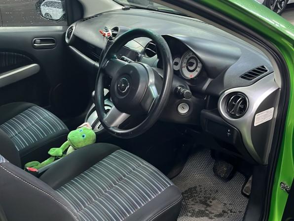 Mazda Demio III (DE) с пробегом 2010 года, цена 440 000 рублей, 246298 км, хэтчбек, Автокод Объявления