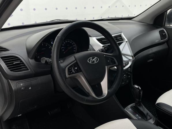 Hyundai Solaris I Рестайлинг с пробегом 2014 года, цена 820 000 рублей, 180244 км, седан, Автокод Объявления