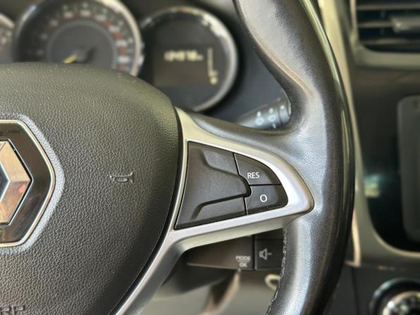 Renault Sandero II Рестайлинг с пробегом 2019 года, цена 1 090 000 рублей, 135000 км, хэтчбек, Автокод Объявления