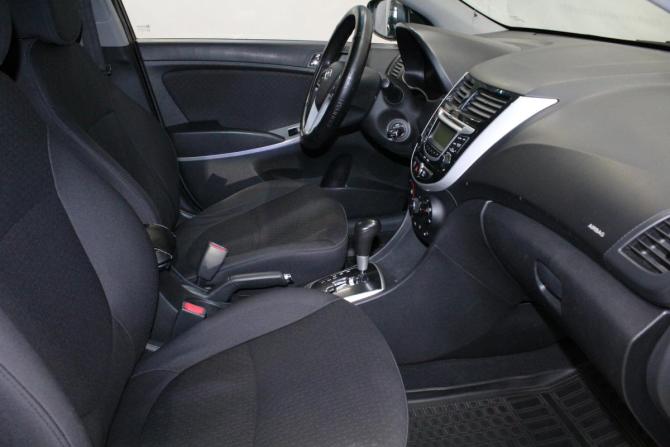 Hyundai Solaris I с пробегом 2012 года, цена 769 000 рублей, 191730 км, хэтчбек, Автокод Объявления