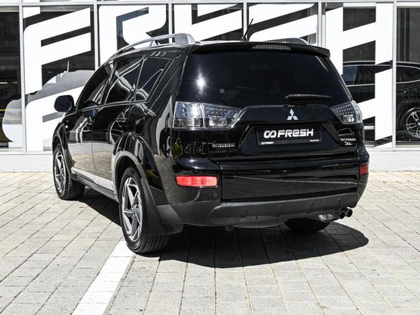 Mitsubishi Outlander II с пробегом 2008 года, цена 866 700 рублей, 518596 км, внедорожник, Автокод Объявления