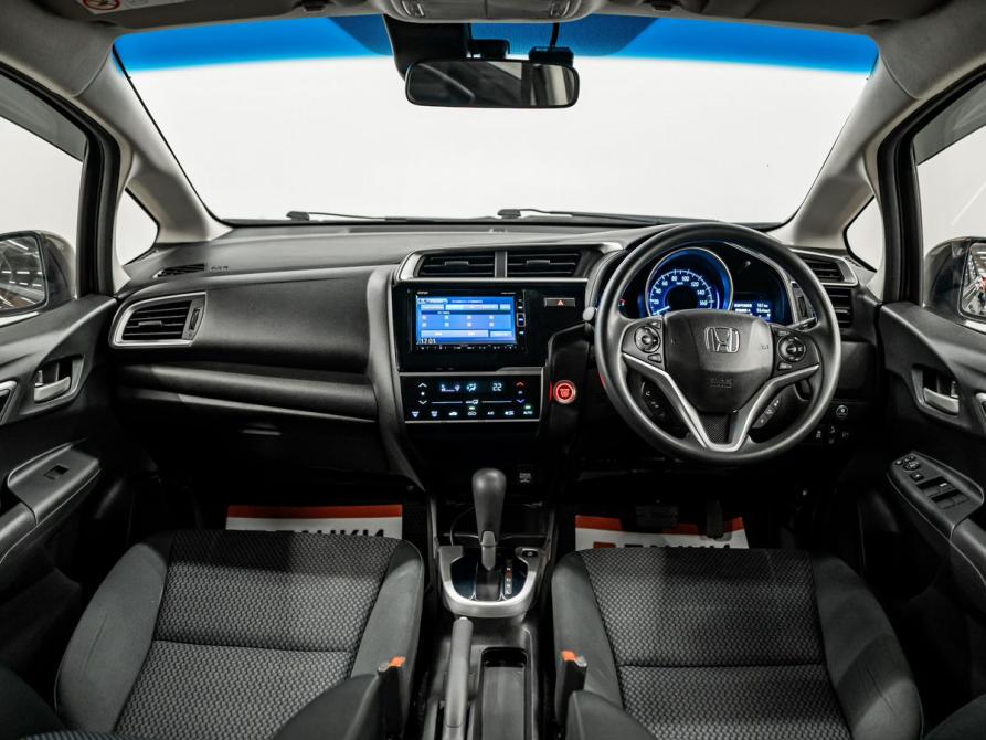 Honda Fit III Рестайлинг Красноярск  - изображение 9