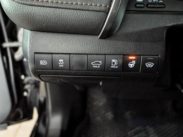 Toyota Camry VIII (XV70) Рестайлинг с пробегом 2021 года, цена 3 400 000 рублей, 143808 км, седан, Автокод Объявления