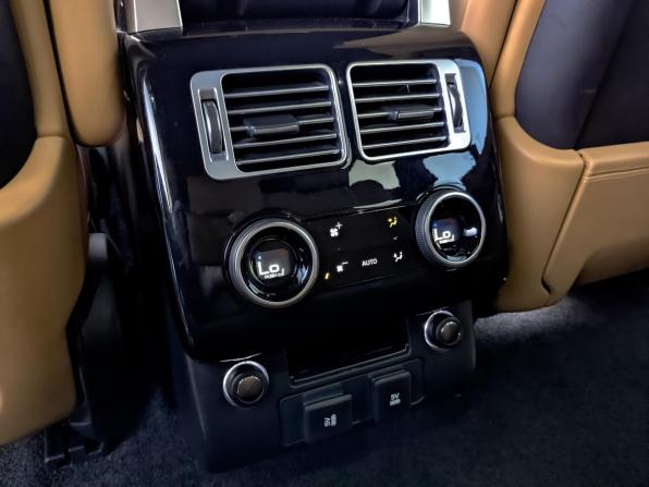 Land Rover Range Rover IV Рестайлинг с пробегом 2021 года, цена 6 540 000 рублей, 135759 км, внедорожник, Автокод Объявления