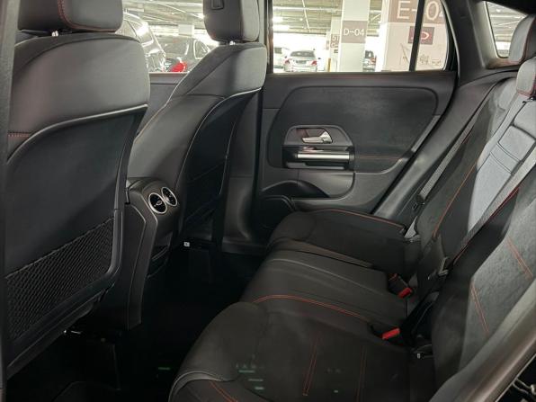 Новый Mercedes-Benz GLA II (H247) Рестайлинг 2025 года, цена 5 990 000 рублей, внедорожник, Автокод Объявления