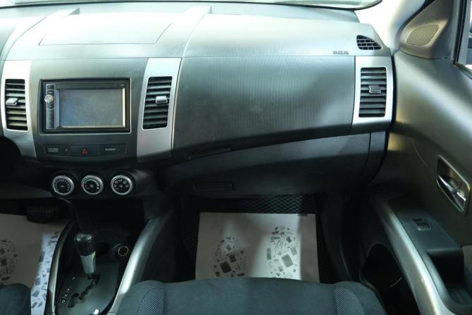 Mitsubishi Outlander II с пробегом 2008 года, цена 1 099 000 рублей, 212000 км, внедорожник, Автокод Объявления