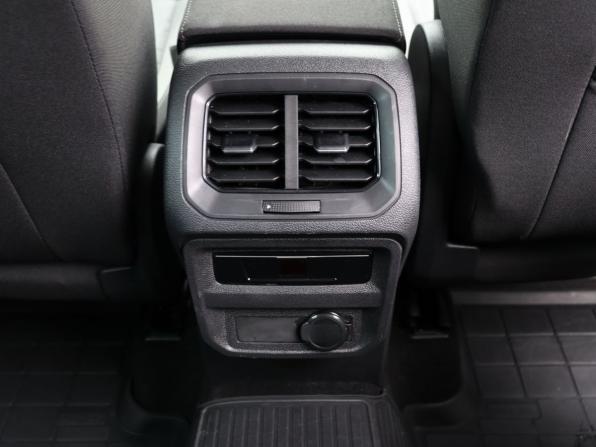 Volkswagen Tiguan II Рестайлинг с пробегом 2021 года, цена 2 550 000 рублей, 72000 км, внедорожник, Автокод Объявления