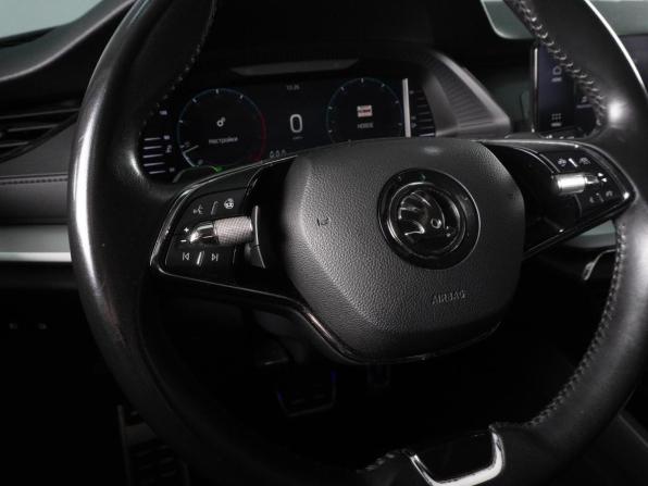 Skoda Octavia IV (A8) с пробегом 2020 года, цена 2 679 000 рублей, 105070 км, лифтбек, Автокод Объявления