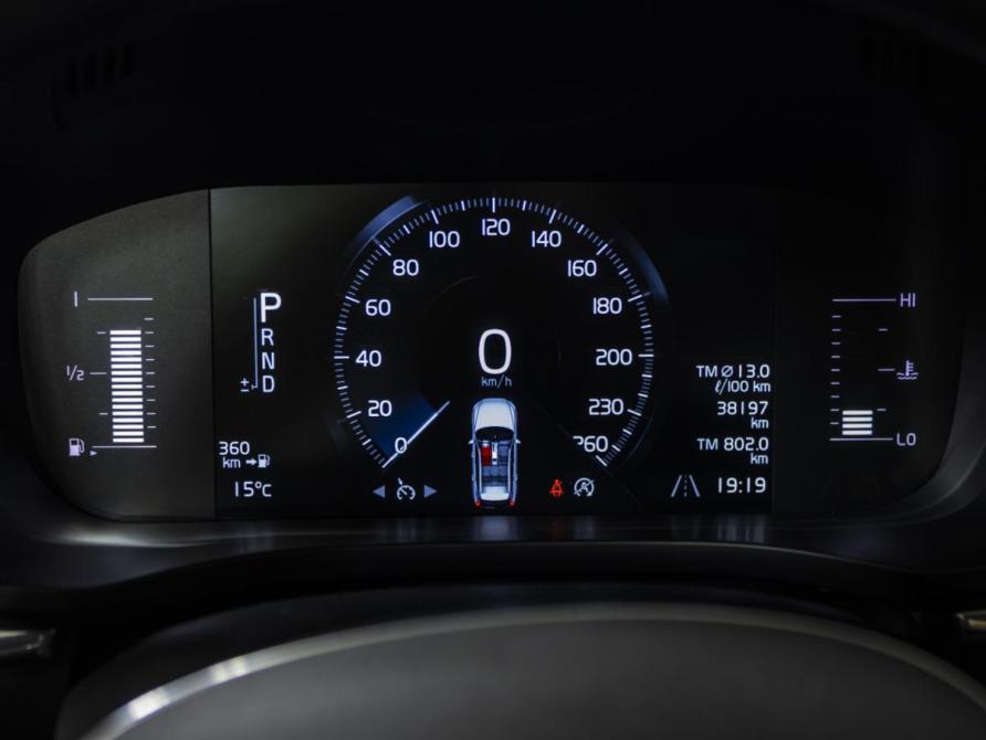 Volvo XC60 II Москва  - изображение 11