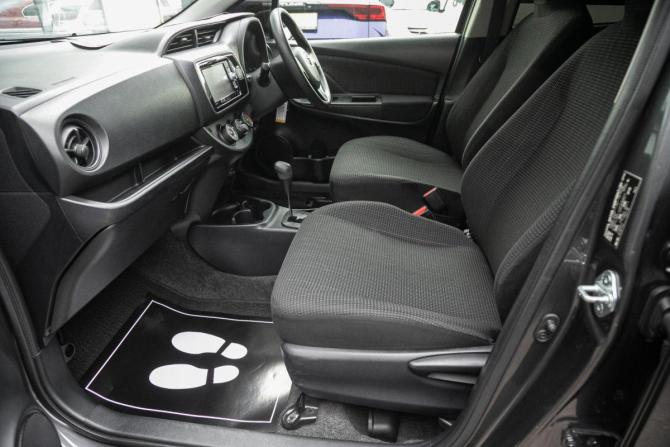 Toyota Vitz III (XP130) Рестайлинг с пробегом 2018 года, цена 828 000 рублей, 141600 км, хэтчбек, Автокод Объявления