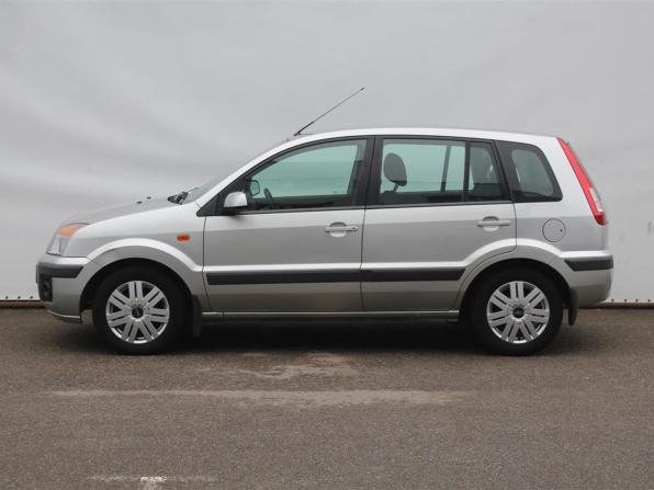 Ford Fusion I Рестайлинг с пробегом 2007 года, цена 570 000 рублей, 73183 км, хэтчбек, Автокод Объявления