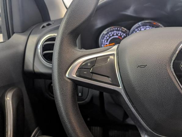 Renault Sandero II Рестайлинг с пробегом 2021 года, цена 1 360 000 рублей, 55270 км, хэтчбек, Автокод Объявления