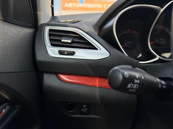 Lada (ВАЗ) Vesta I с пробегом 2018 года, цена 890 000 рублей, 118333 км, универсал, Автокод Объявления