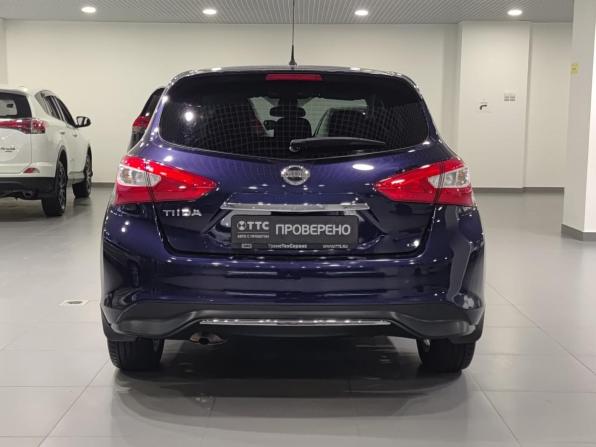 Nissan Tiida II с пробегом 2015 года, цена 1 090 000 рублей, 124112 км, хэтчбек, Автокод Объявления