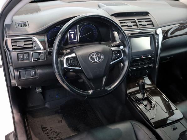Toyota Camry VII (XV50) Рестайлинг с пробегом 2015 года, цена 1 850 000 рублей, 167208 км, седан, Автокод Объявления