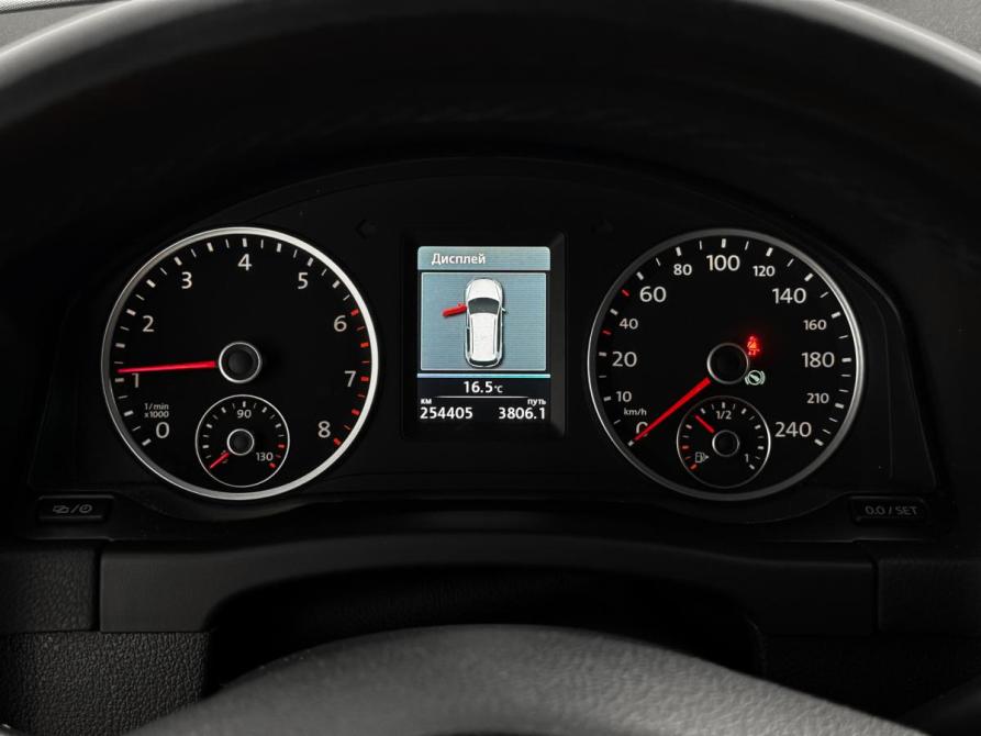 Volkswagen Tiguan I Рестайлинг Санкт-Петербург  - изображение 17