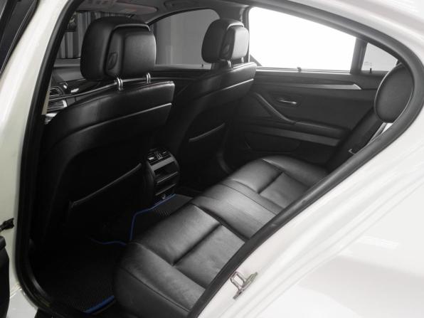 BMW 5 серии VI (F10/F11/F07) с пробегом 2010 года, цена 1 899 000 рублей, 208105 км, седан, Автокод Объявления