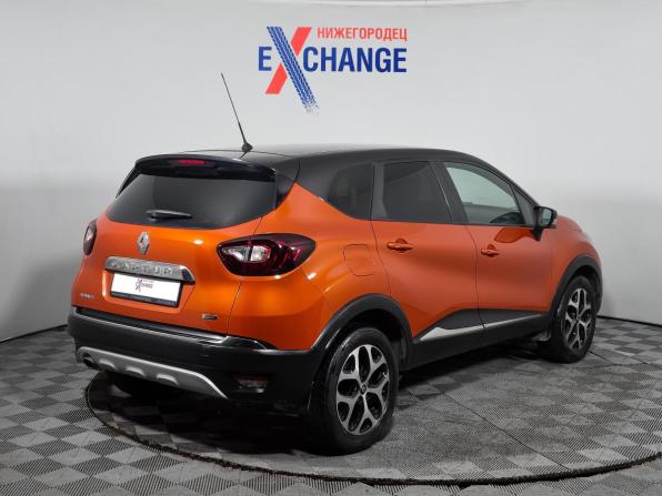 Renault Kaptur I с пробегом 2018 года, цена 1 540 000 рублей, 98882 км, внедорожник, Автокод Объявления
