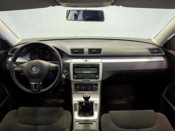 Volkswagen Passat B6 с пробегом 2010 года, цена 850 000 рублей, 203710 км, седан, Автокод Объявления