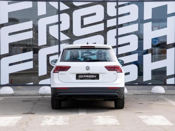 Volkswagen Tiguan II с пробегом 2018 года, цена 2 170 000 рублей, 153601 км, внедорожник, Автокод Объявления