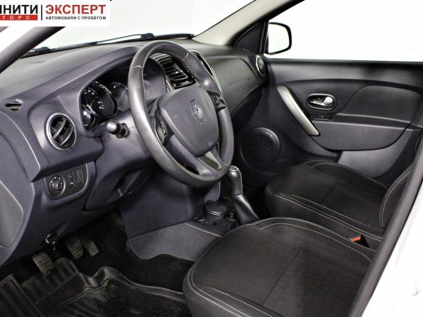 Renault Sandero II с пробегом 2015 года, цена 737 000 рублей, 169828 км, хэтчбек, Автокод Объявления