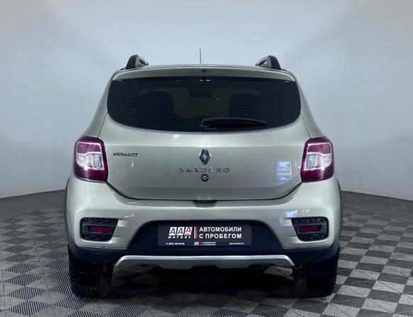Renault Sandero II с пробегом 2016 года, цена 998 000 рублей, 105513 км, хэтчбек, Автокод Объявления