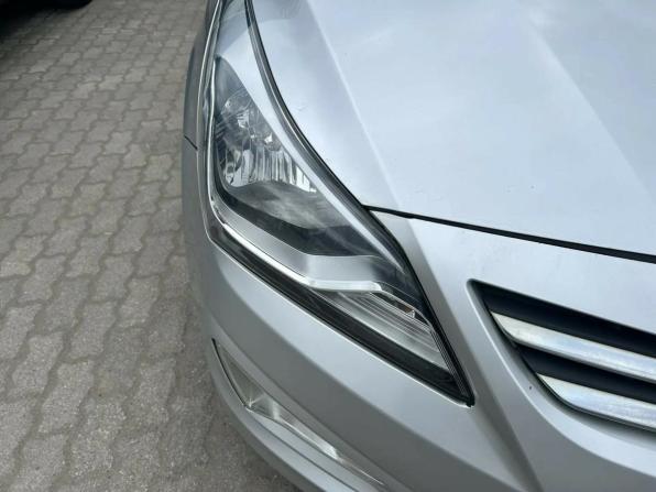 Hyundai Solaris I Рестайлинг с пробегом 2015 года, цена 915 000 рублей, 105687 км, седан, Автокод Объявления