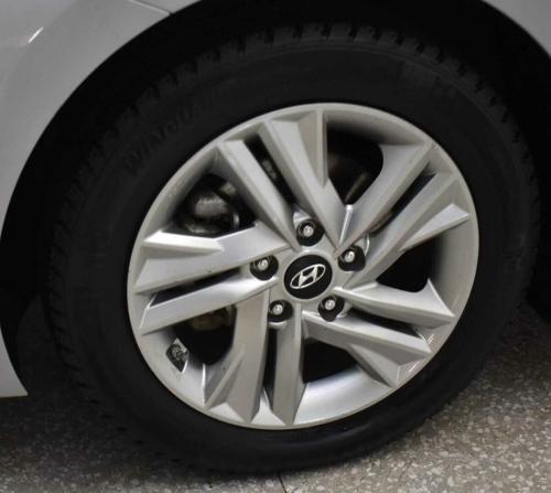 Hyundai Elantra VI (AD) Рестайлинг с пробегом 2019 года, цена 1 640 000 рублей, 105278 км, седан, Автокод Объявления
