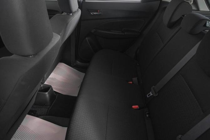 Suzuki Swift V с пробегом 2019 года, цена 1 039 000 рублей, 96000 км, хэтчбек, Автокод Объявления