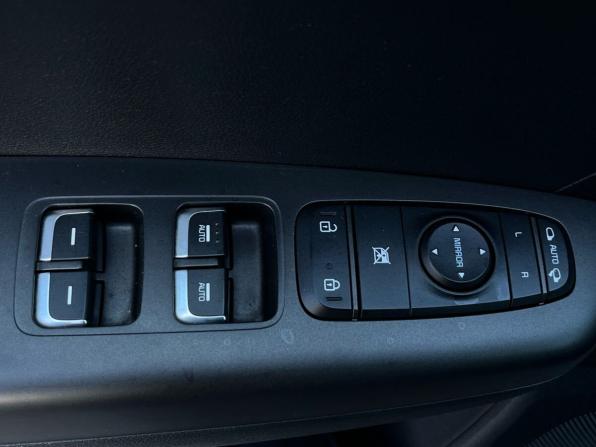 Kia Sportage IV Рестайлинг с пробегом 2021 года, цена 1 950 000 рублей, 165600 км, внедорожник, Автокод Объявления