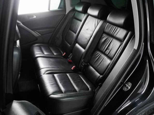 Volkswagen Tiguan I с пробегом 2009 года, цена 1 060 000 рублей, 236203 км, внедорожник, Автокод Объявления