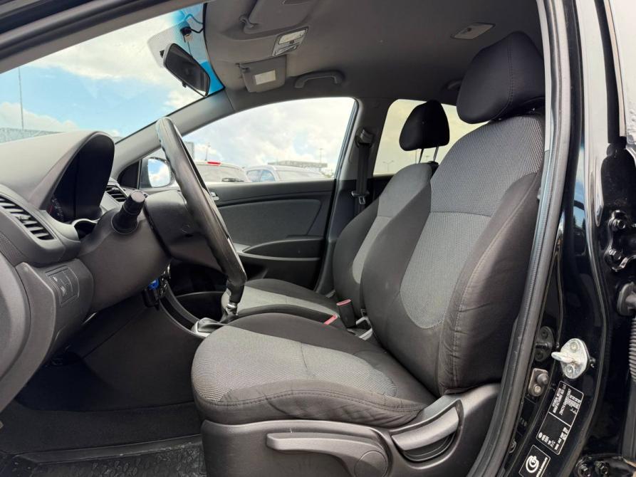 Hyundai Solaris I Санкт-Петербург  - изображение 15